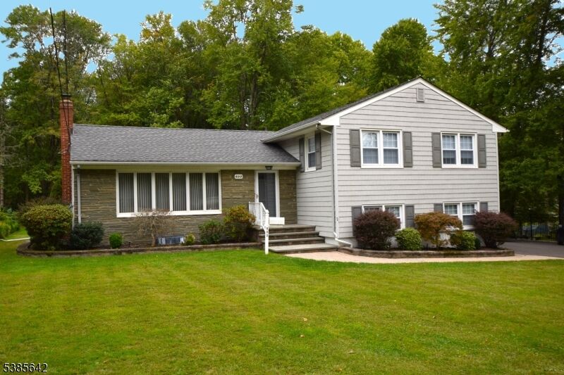 Property Photo:  633 Plainfield Ave  NJ 07922 