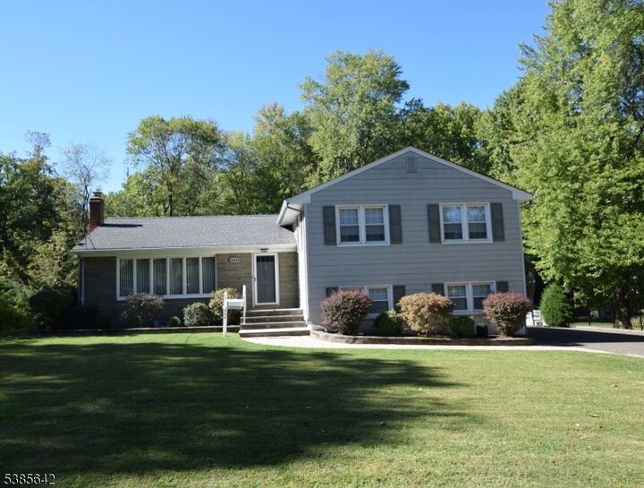 633 Plainfield Ave  Berkeley Heights Twp. NJ 07922 photo