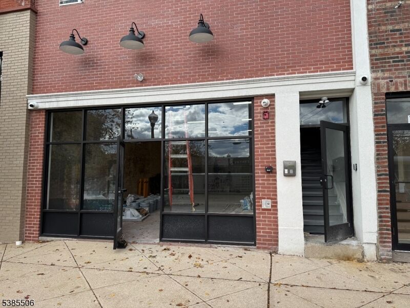 Property Photo: 10 E Washington Ave 203 NJ 07882