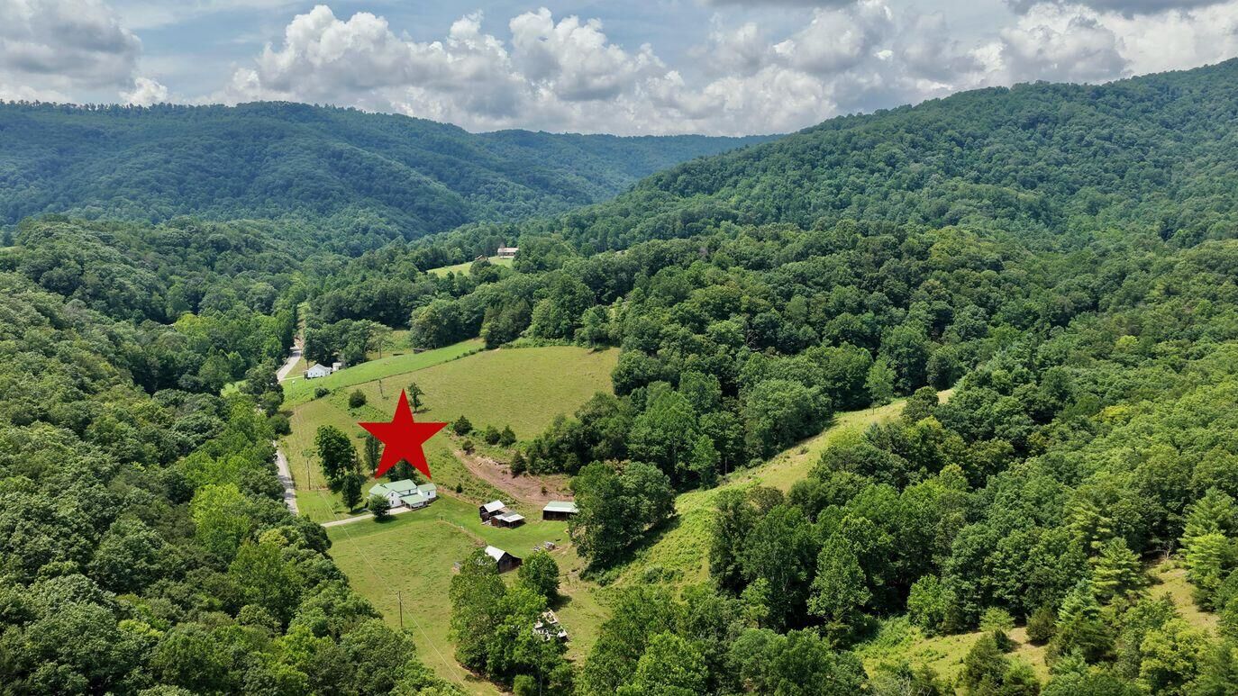 Property Photo:  2642 Madam Creek  WV 25951 
