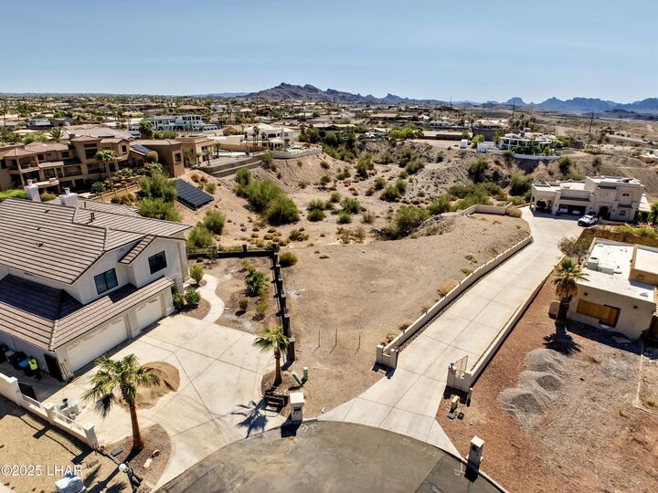 Property Photo: 660 Pena Ln AZ 86406