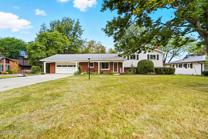 Property Photo:  182 Sunset Drive  OH 45817 