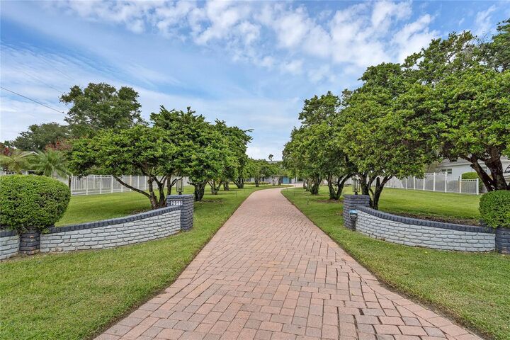 Property Photo: 2919 Cullen Lake Shore Drive FL 32812