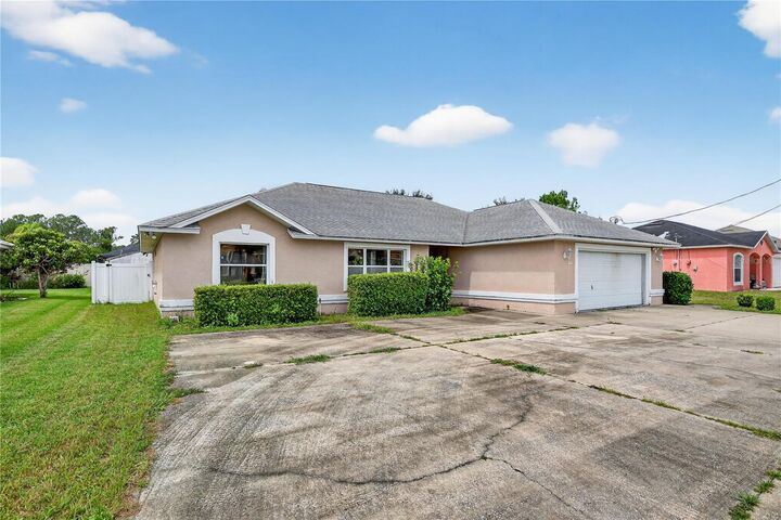 Property Photo:  22 Roxboro Drive  FL 32164 