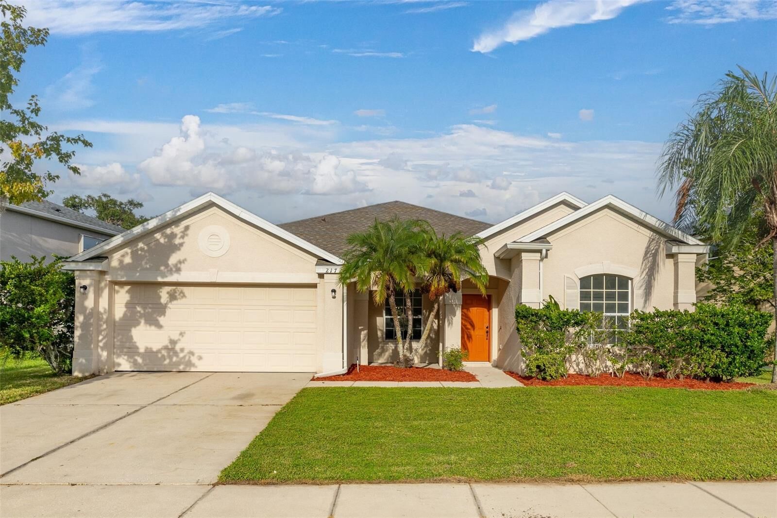 Property Photo:  2172 The Oaks Boulevard  FL 34746 