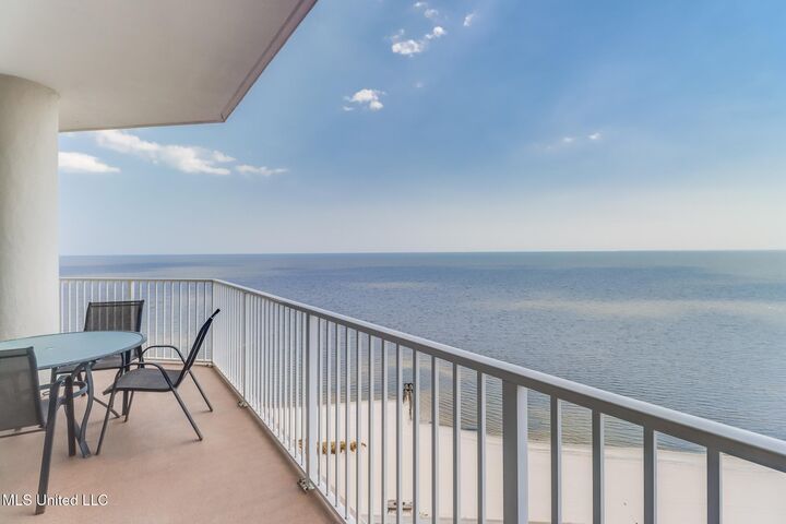Property Photo:  2668 Beach Boulevard  MS 39531 
