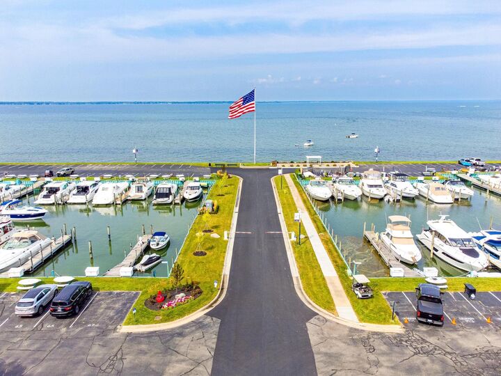 65 Sea Ray Boulevard 7  Harrison Twp MI 48045 photo