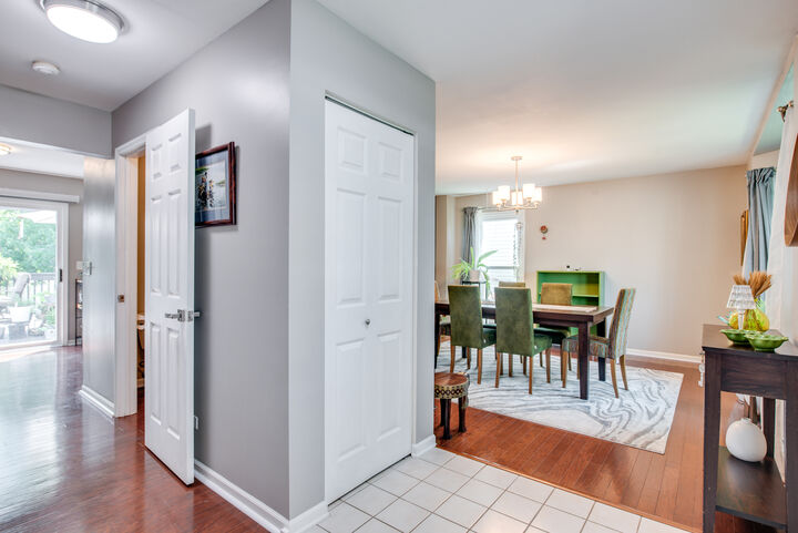 Property Photo: 1818 Olde Mill Road IL 60586