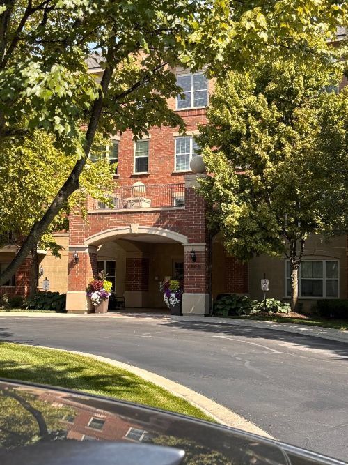 Property Photo: 2700 Summit Drive 101 IL 60025