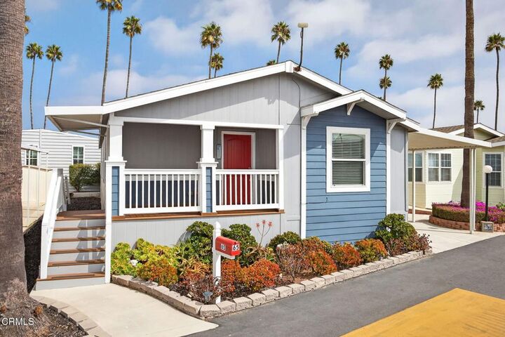 Property Photo:  1215 Anchors Way Drive 65  CA 93001 
