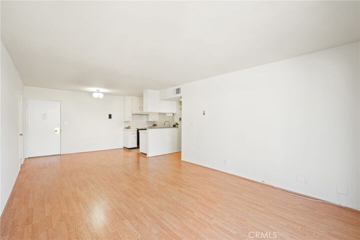 Property Photo: 10240 Camarillo Street 204 CA 91602