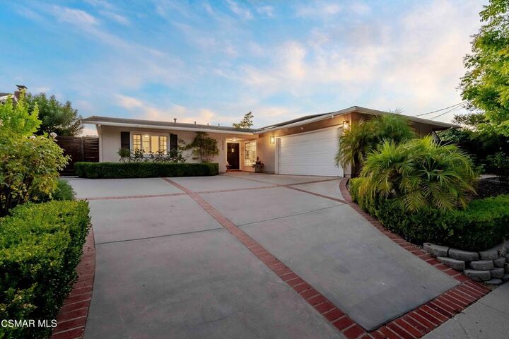 Property Photo:  5839 Parkmor Road  CA 91302 