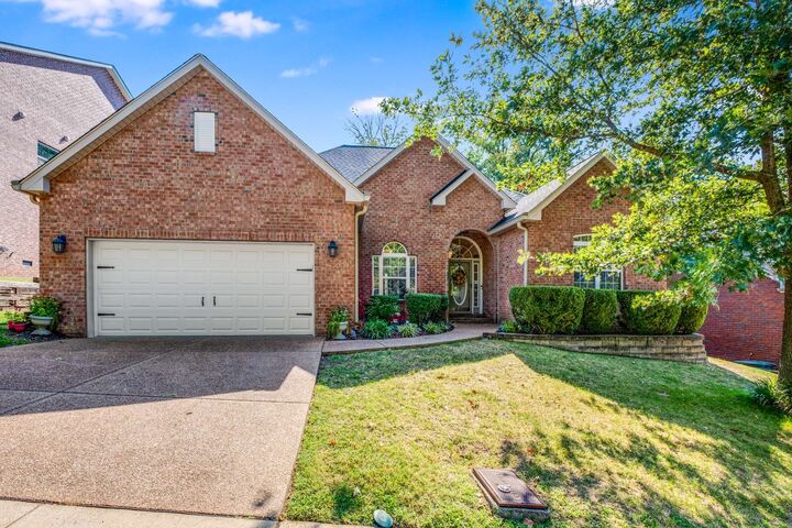 Property Photo: 920 Century Oak Dr TN 37211