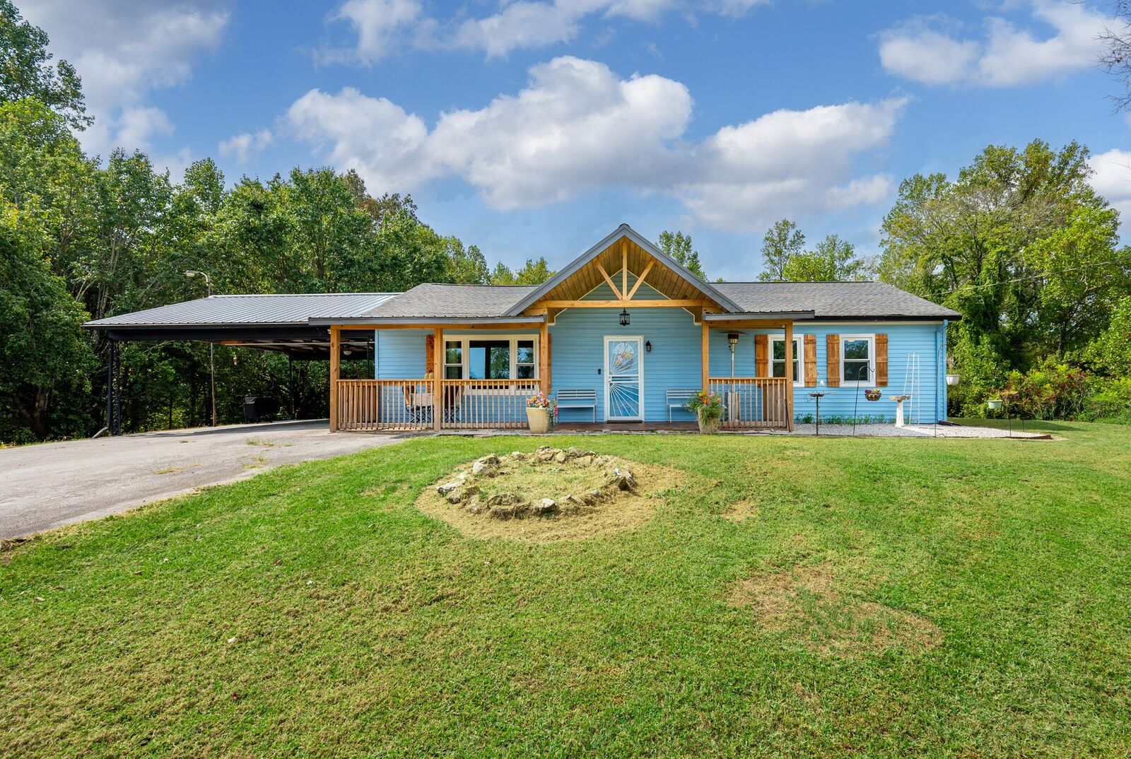 Property Photo:  999 Gum Springs Mountain Rd  TN 38583 