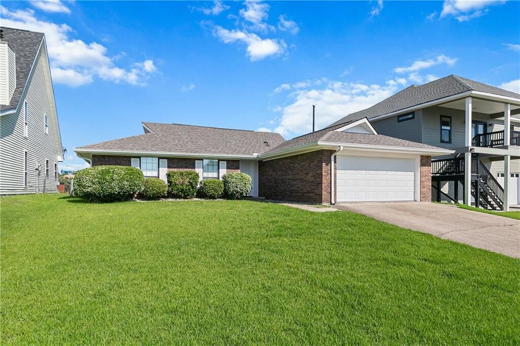 Property Photo:  117 Windward Passage Street  LA 70458 