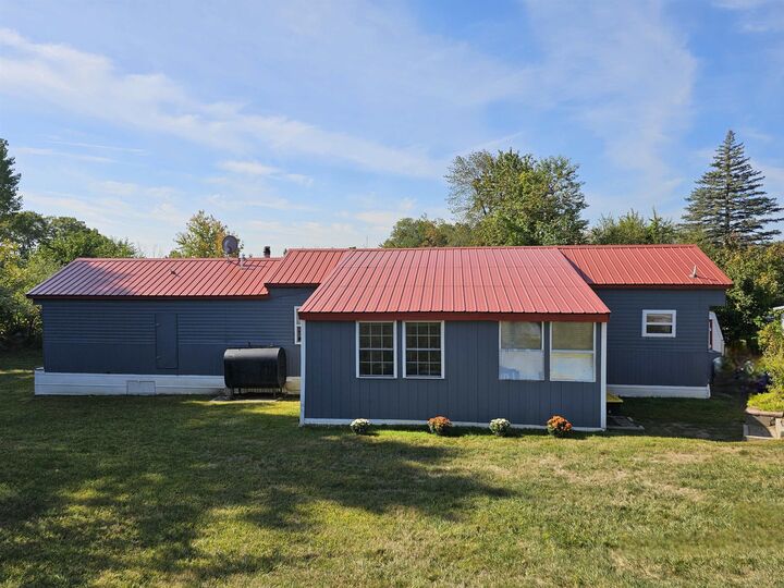 Property Photo:  39 Old Ashby Road  NH 03048 