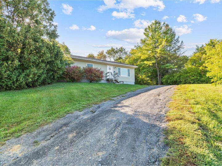 Property Photo:  7 West Street  VT 05491 