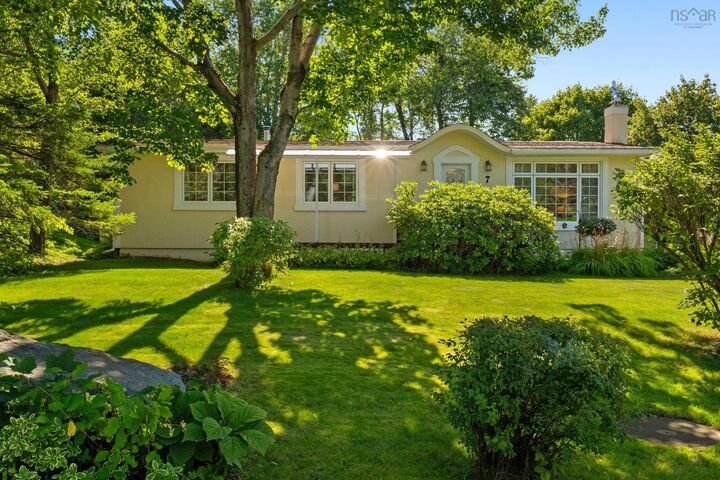 7 Jaybe Drive Drive  Dartmouth NS B2X 2M4 photo