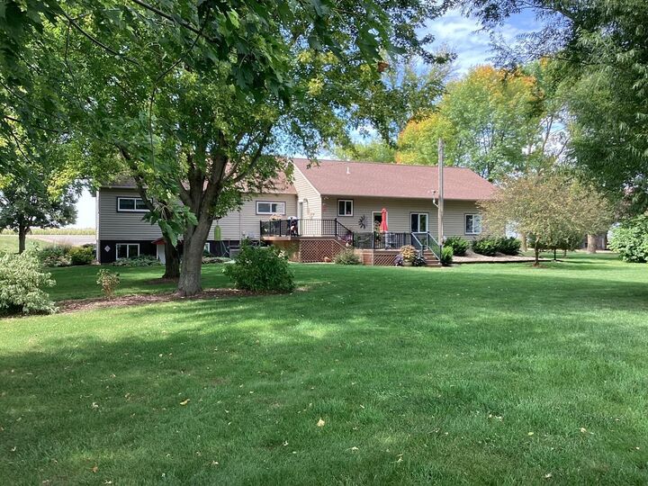 Property Photo: 28674 810th Avenue MN 56045