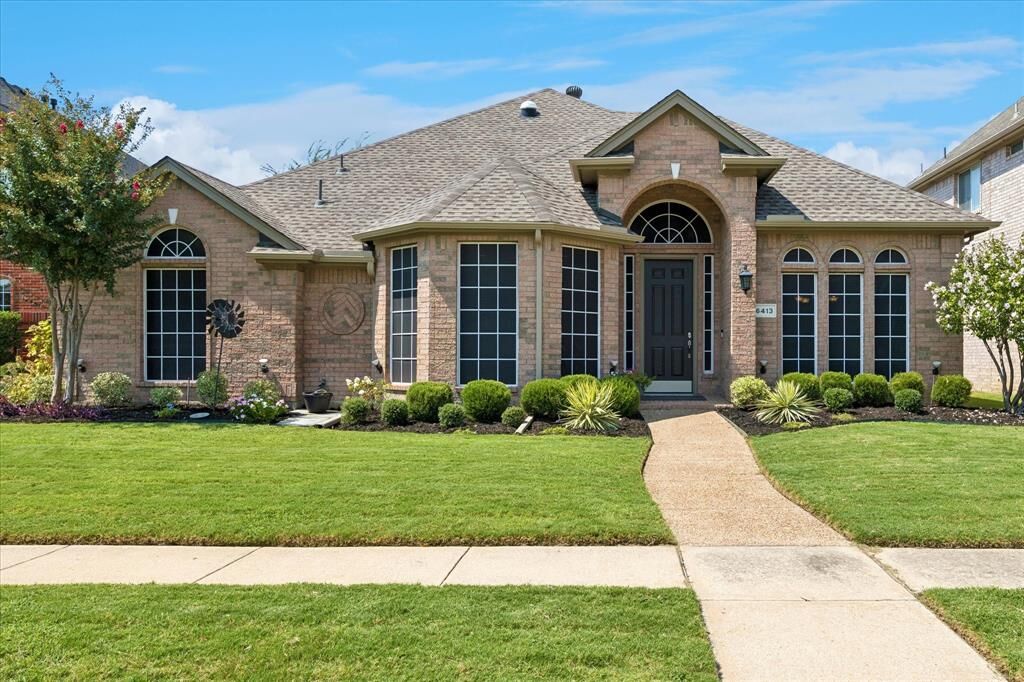 Property Photo:  6413 Pawnee Lane  TX 75056 