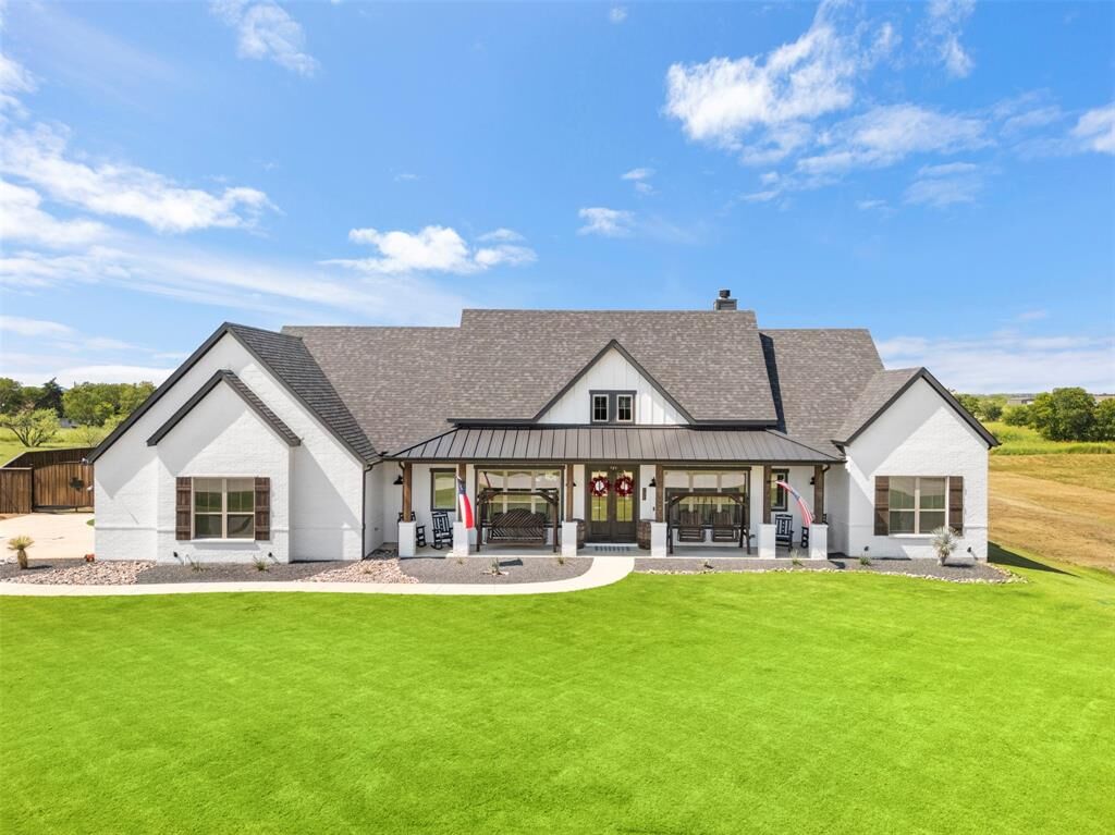 Photo de la propriété: 731 Red Tail Road TX 75167