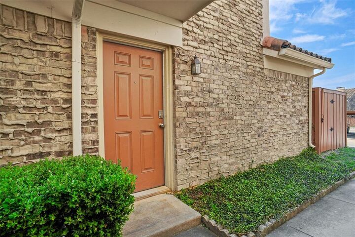 Property Photo: 4254 Madera Road 1 TX 75038