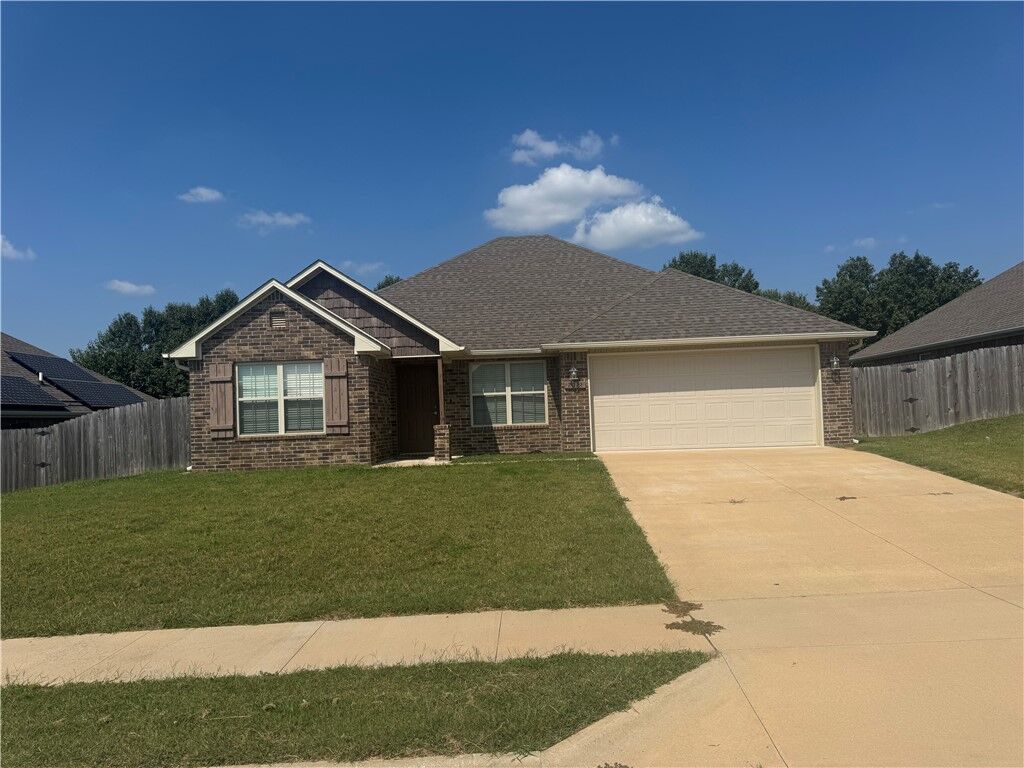 Property Photo: 2012 Ridge Drive AR 72734