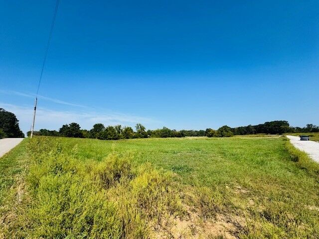 Property Photo:  1452 NW Peterson Road  AR 72713 