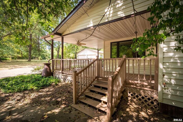Property Photo: 2084 Mallard Lane IL 62901