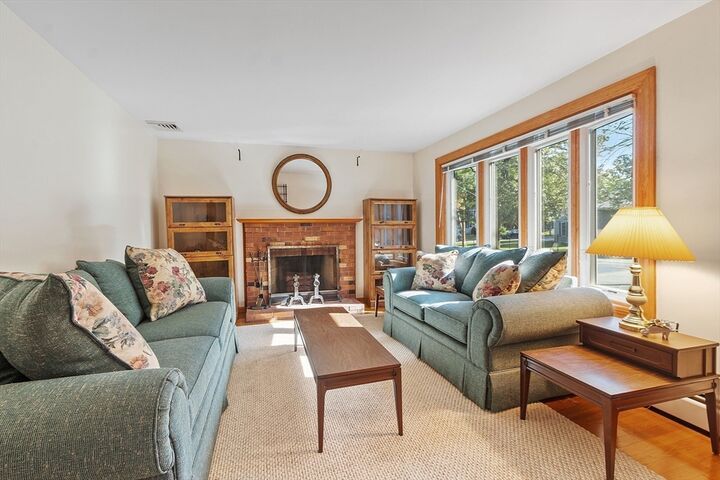 Property Photo:  610 South St  MA 01876 