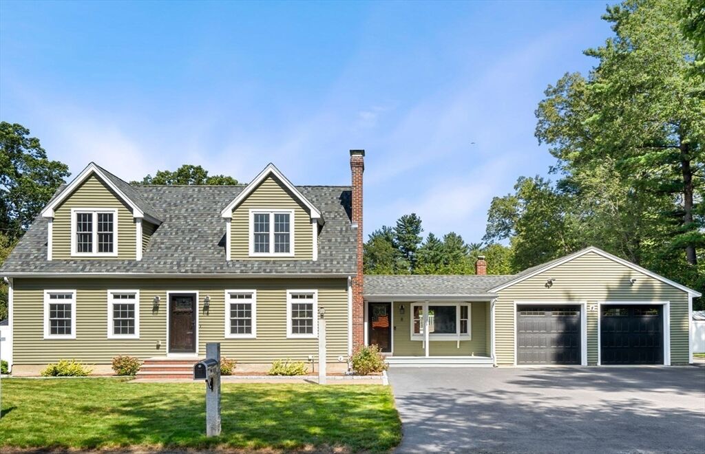 Property Photo:  8 Glenn Road  MA 01860 