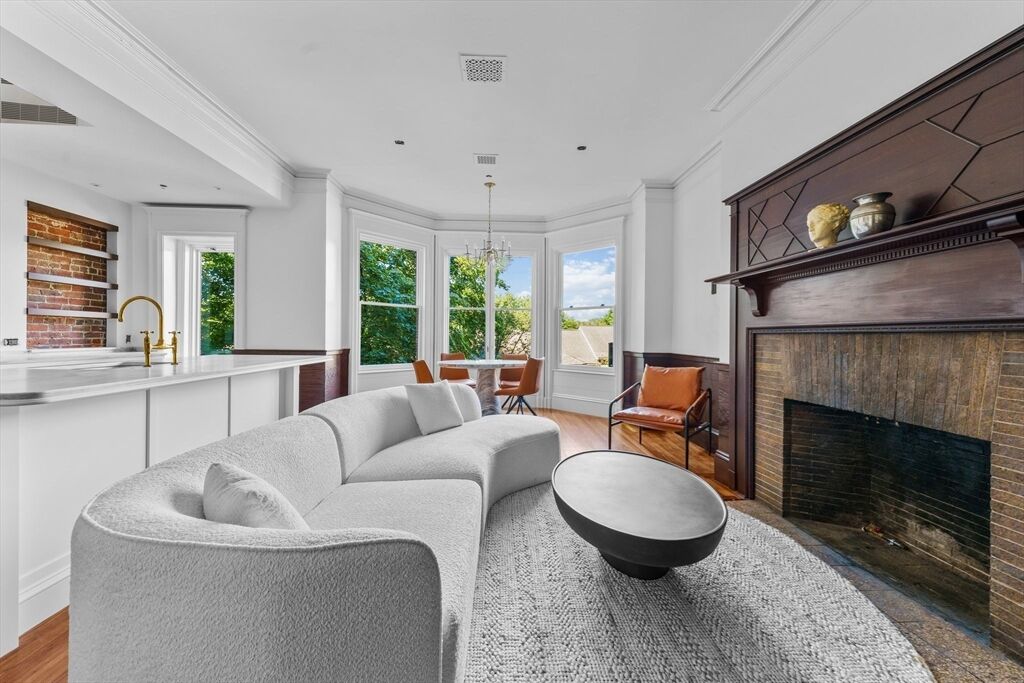 Property Photo:  320 Tappan 2  MA 02445 