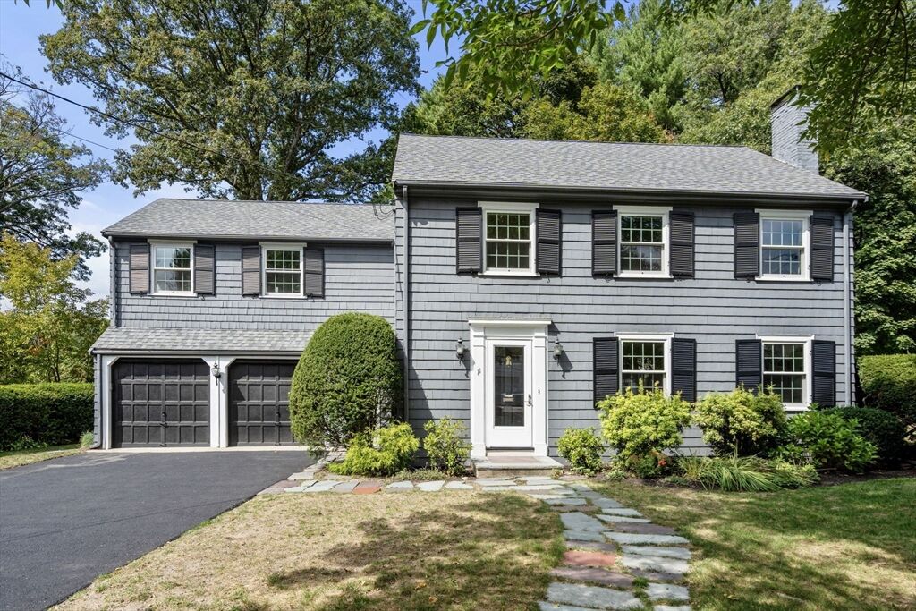 Property Photo: 11 Grayson Ln MA 02462