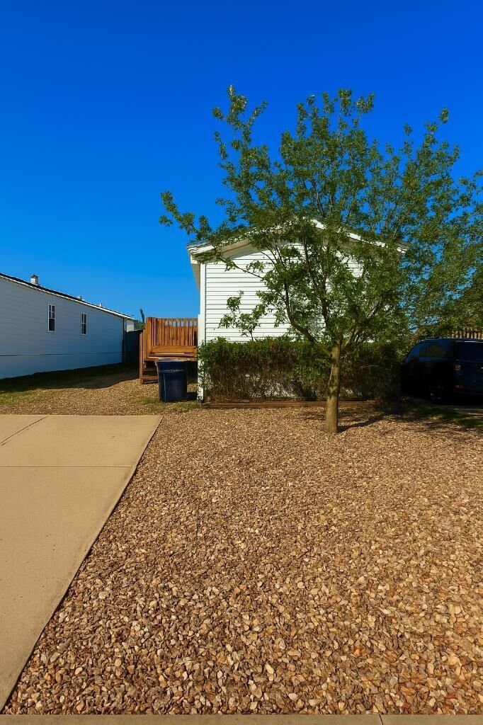188 Mustang Road  Fort McMurray AB T9H 5K4 photo