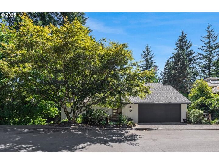 25 Becket St  Lake Oswego OR 97035 photo