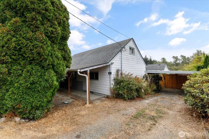 1311  H Avenue  Anacortes WA 98221 photo
