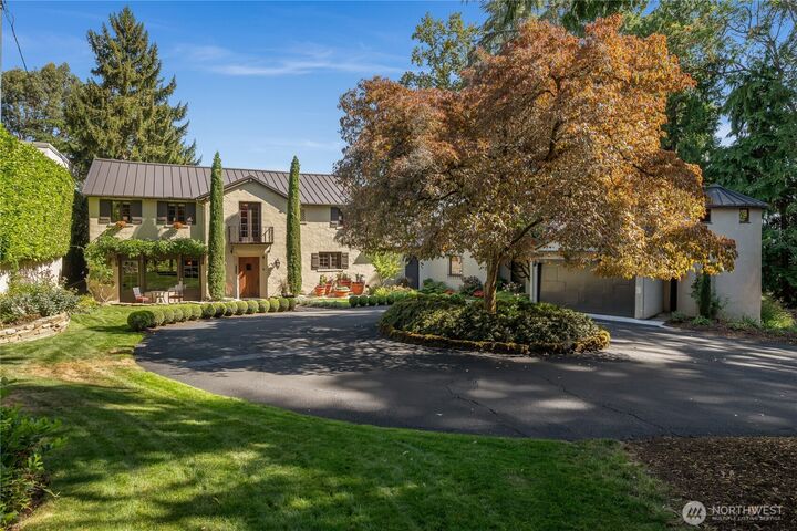 Property Photo:  5465 S Othello Street  WA 98118 