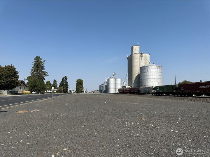 Property Photo:  0  Alder Street  WA 98823 