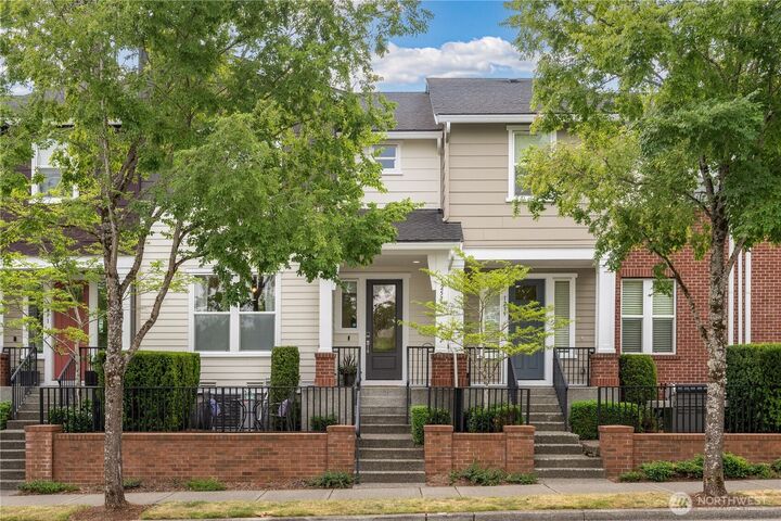 Property Photo:  1257 NE Park Drive 46  WA 98029 