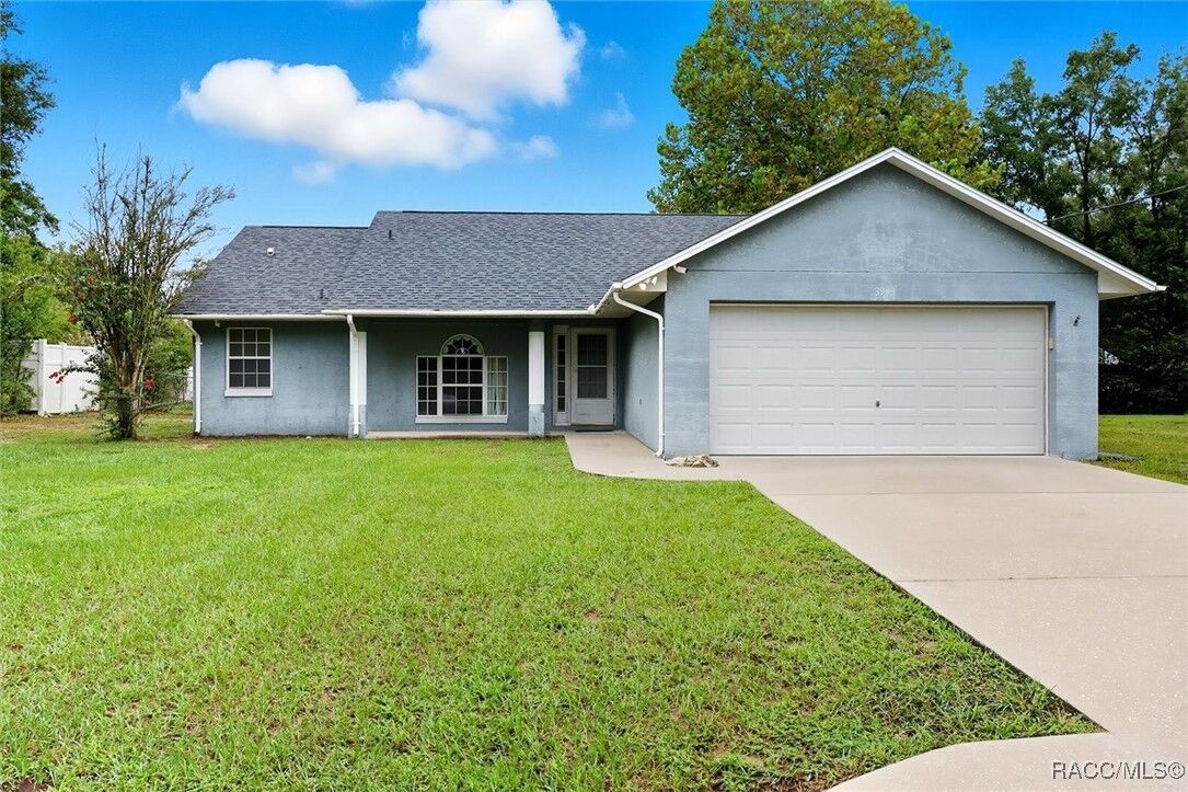 Property Photo:  3943 E Dano Street  FL 34453 