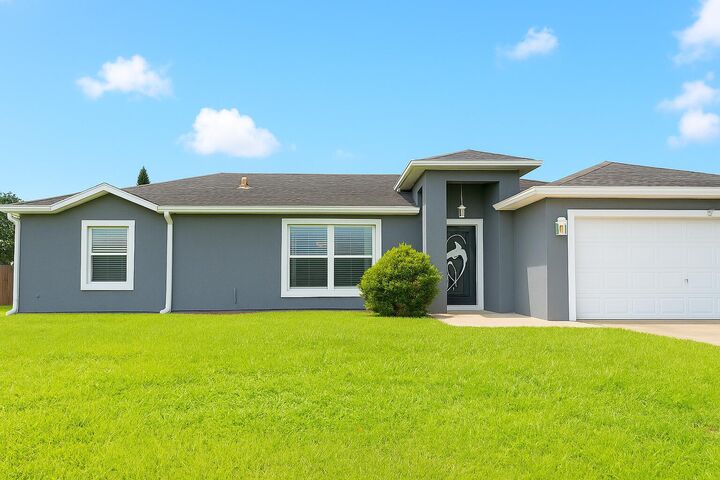 626 SW Lucero Drive  Port Saint Lucie FL 34983 photo