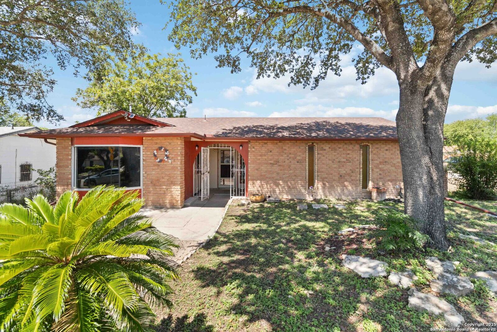 Property Photo: 5503 Hemphill TX 78228