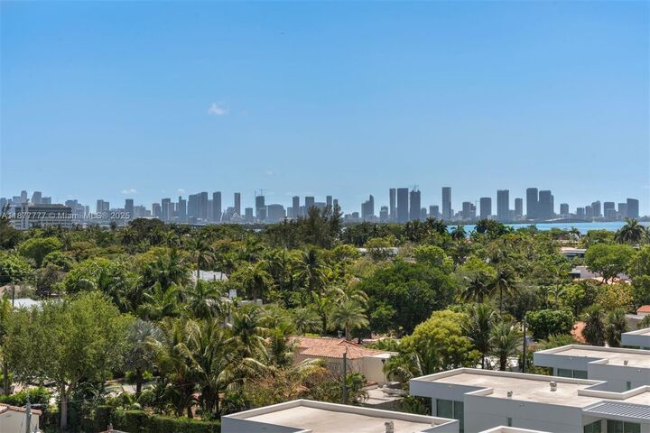 Property Photo:  4701 N Meridian Ave 512  FL 33140 