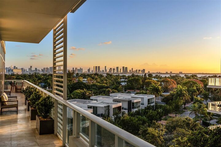 Property Photo:  4701 N Meridian Ave 512  FL 33140 