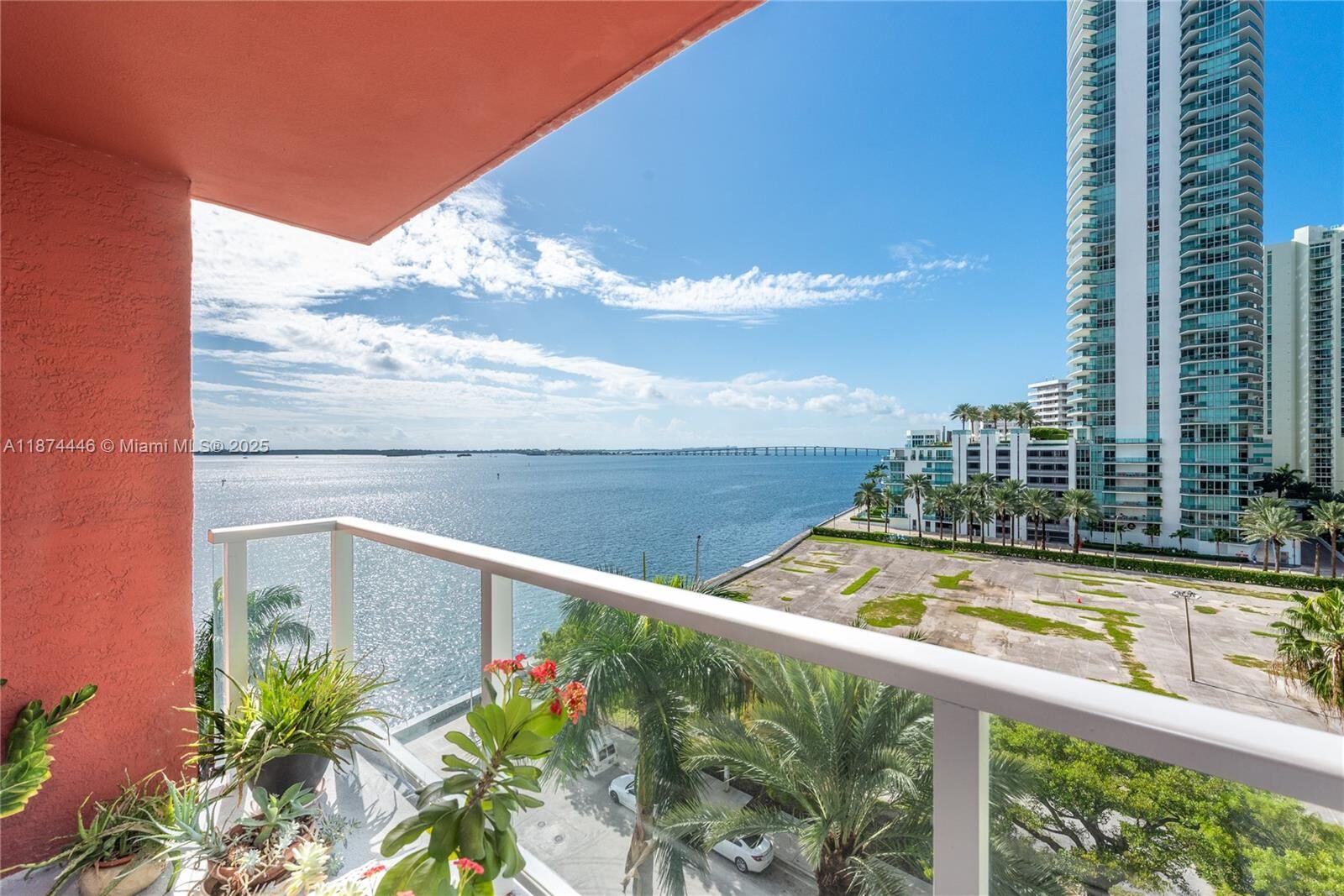 Property Photo:  1155 Brickell Bay Dr 609  FL 33131 