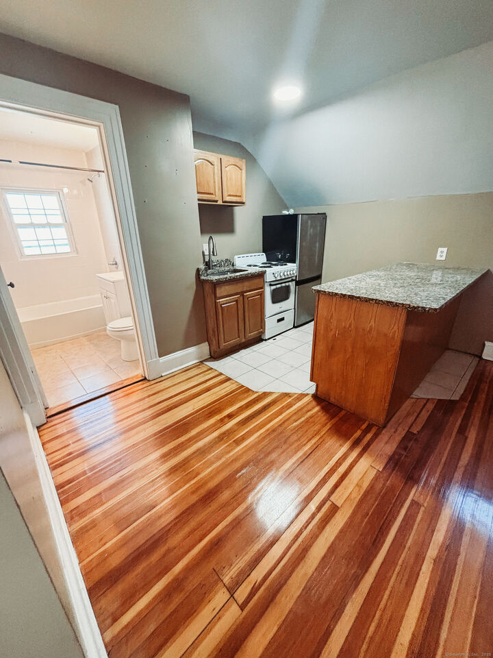 Property Photo: 62 Quaker Lane South CT 06119