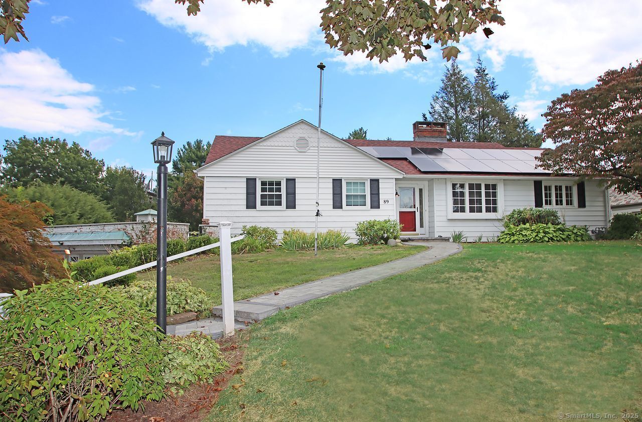 Property Photo:  89 Gilbert Avenue  CT 06067 