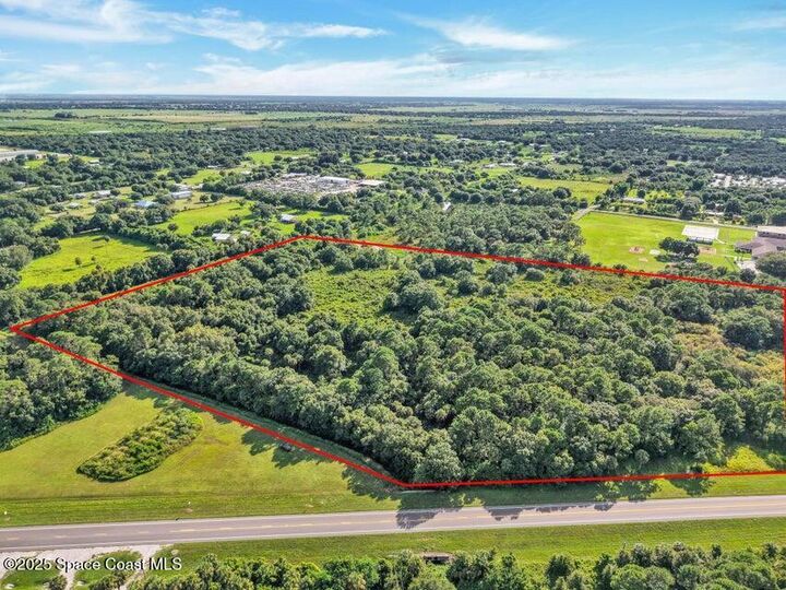 Property Photo:  100 NW 38th Avenue  FL 34972 