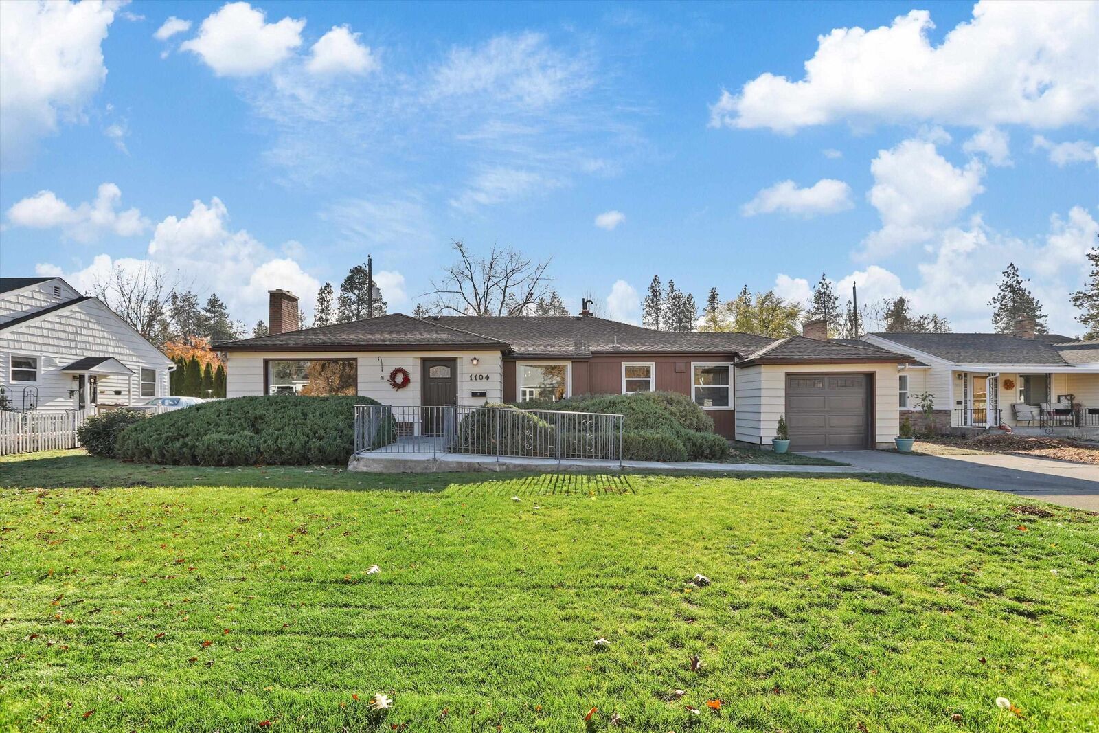 Property Photo: 1104 E 43rd Ave WA 99203