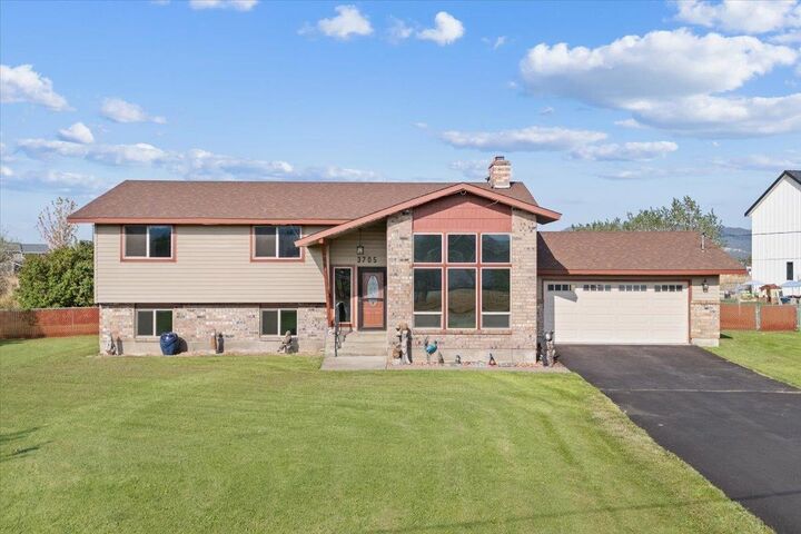 3705 N Stevenson Rd  Otis Orchards WA 99027 photo